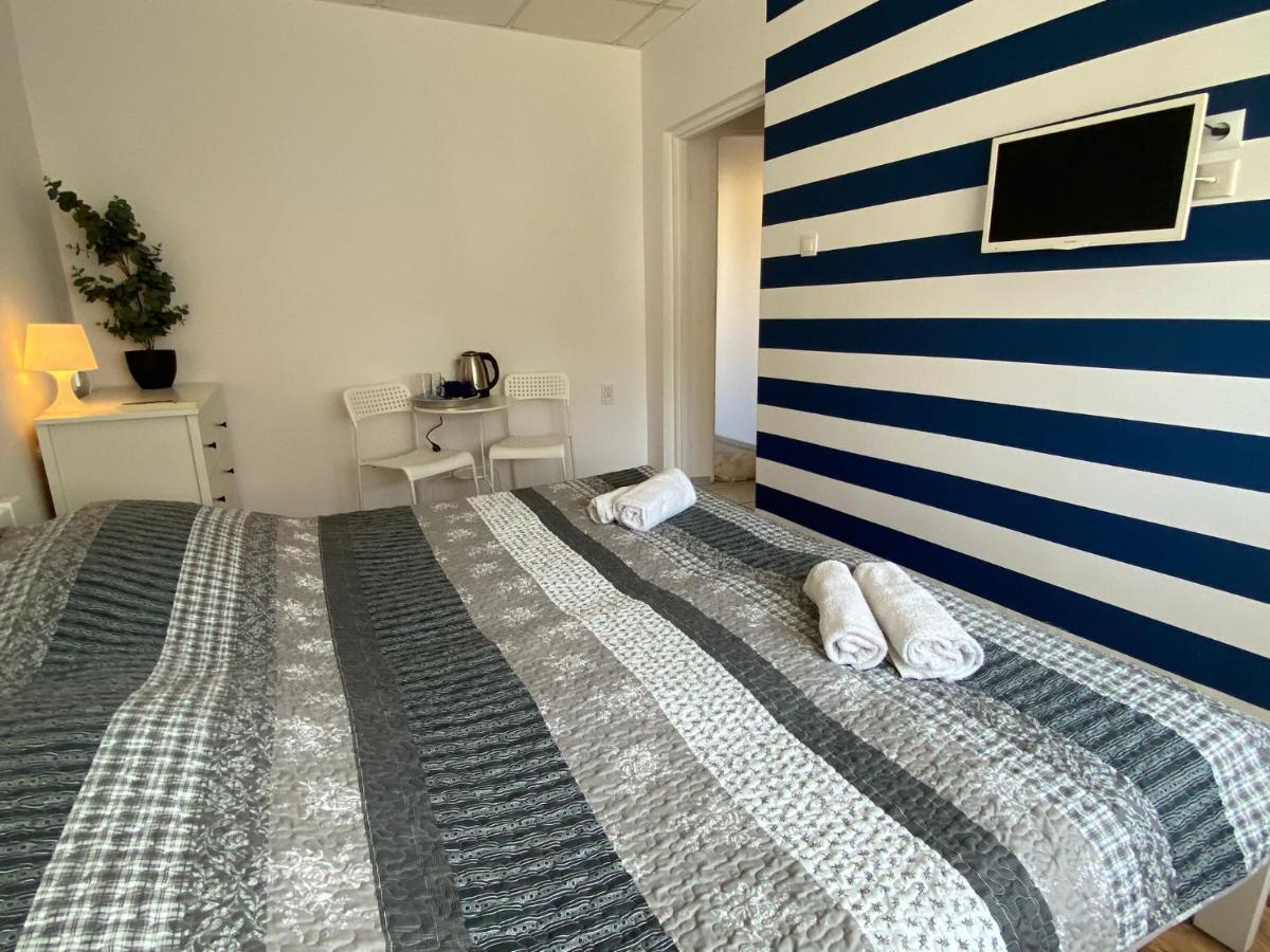Hotel Avista Mielno à Unieście Extérieur photo