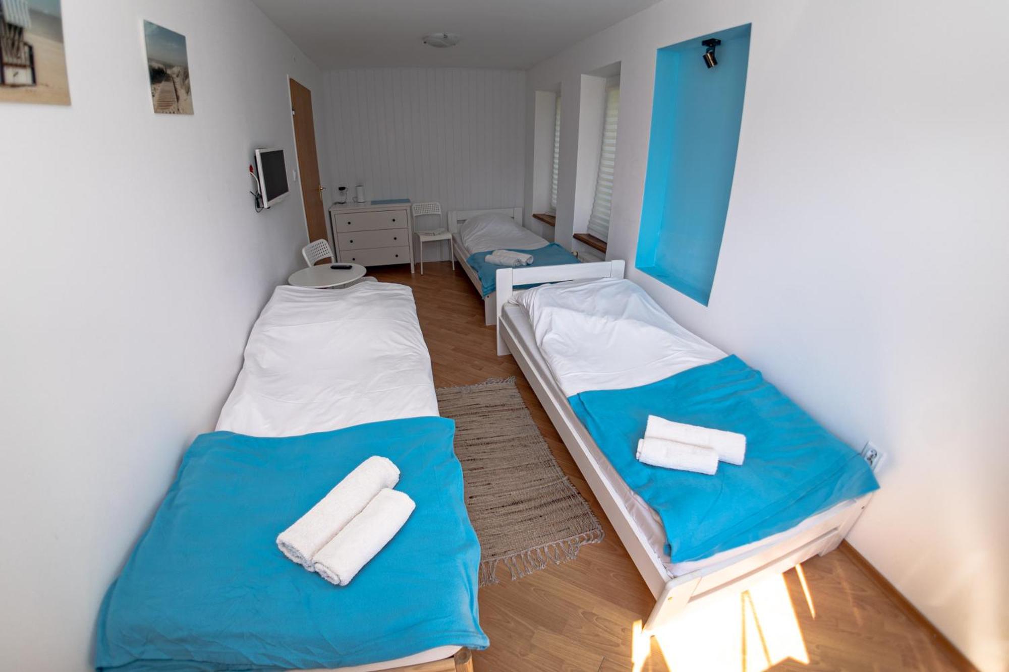 Hotel Avista Mielno à Unieście Extérieur photo