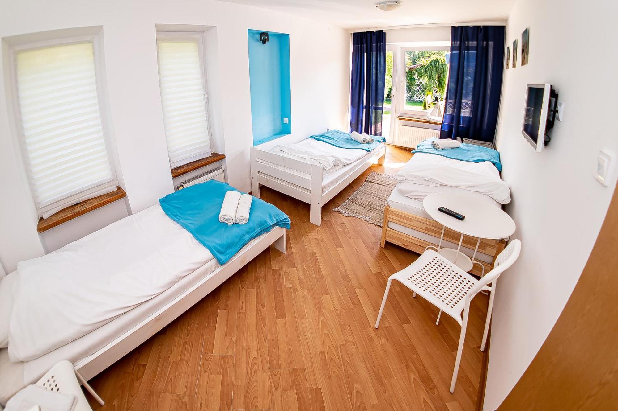 Hotel Avista Mielno à Unieście Extérieur photo